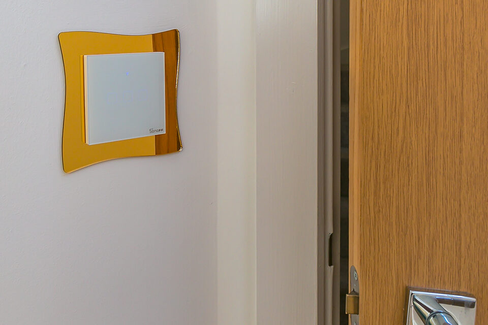 Smart Home Light Switch